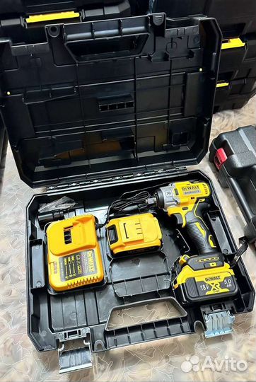 Гайковерт dewalt новый