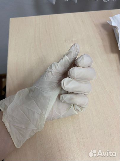 Перчатки нитриловые