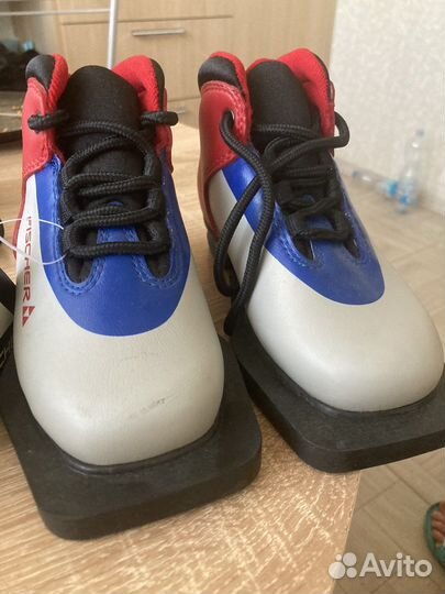 Лыжные ботинки детские Fischer 28 размер