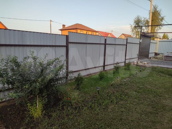 Коттедж 202 м² на участке 15 сот.