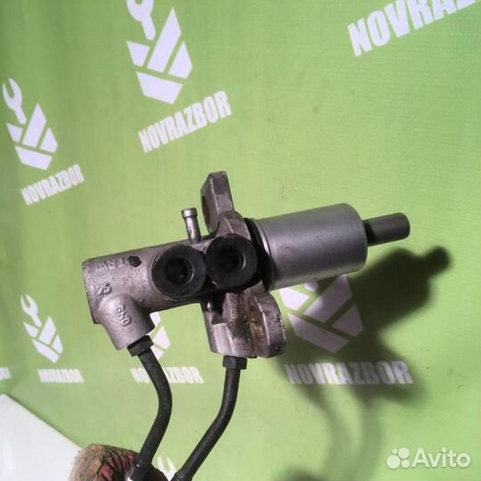 Цилиндр тормозной главный Фольксваген Пассат Б5+