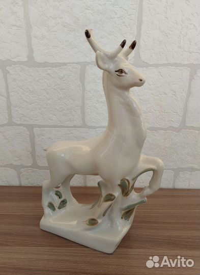 Фарфоровый олень СССР
