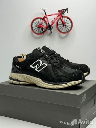 Кроссовки New balance 1906