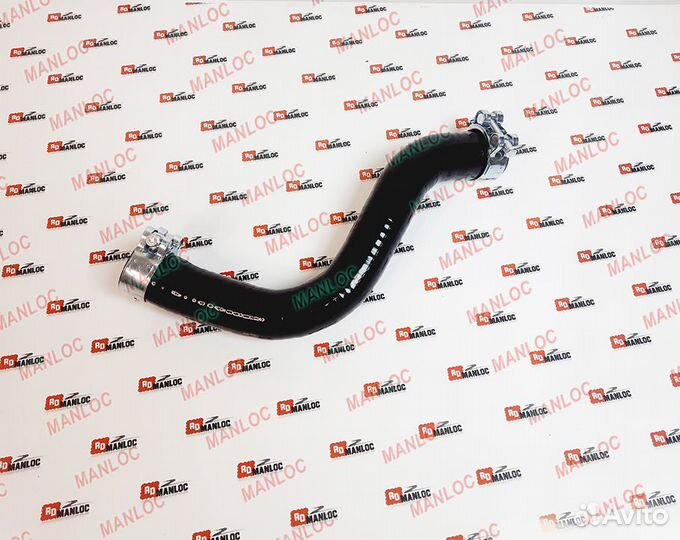 Силиконовый патрубк Volvo -S40, 30864031