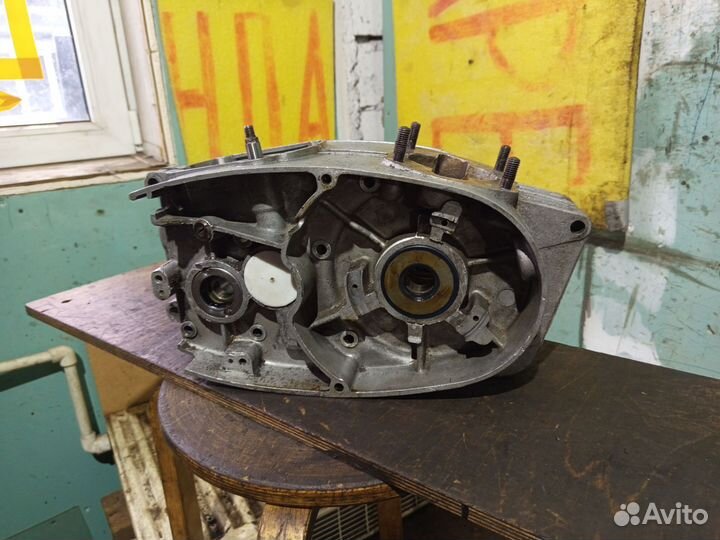 Картер двигателя мотоцикла Панония