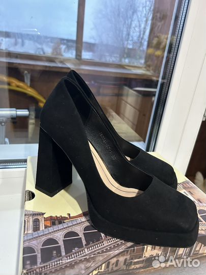 Туфли женские новые