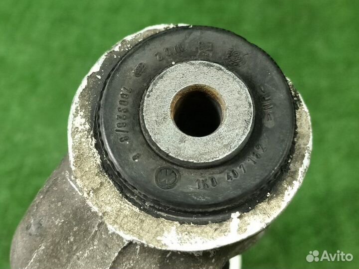 Рычаг передний нижний правый Audi Q3 8U