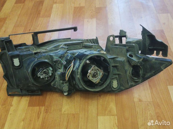 Фара передняя левая Renault megane 2