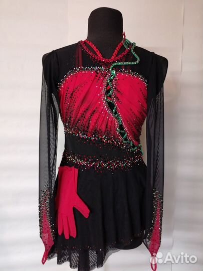 Платье для фигурного катания