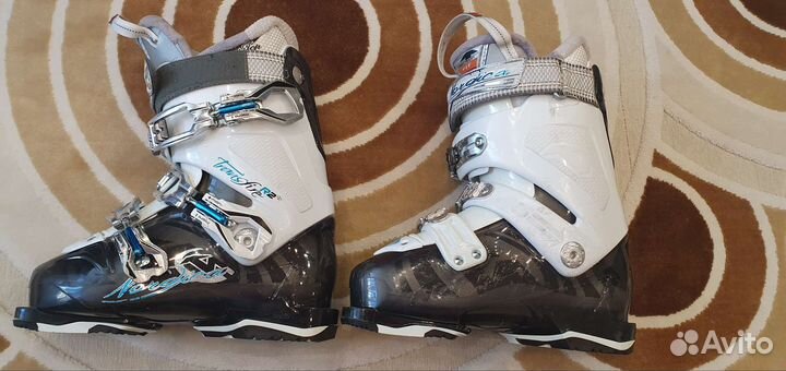 Горнолыжные ботинки, женские 24,5