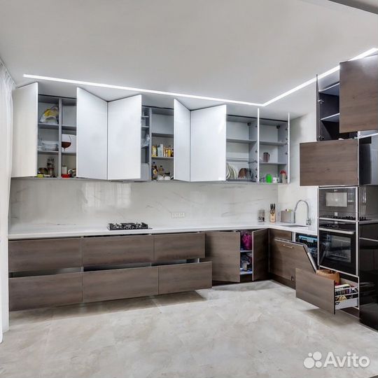 Кухня без ручек (цена за весь гарнитур) ксп:27942