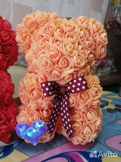 Мишка из розочек
