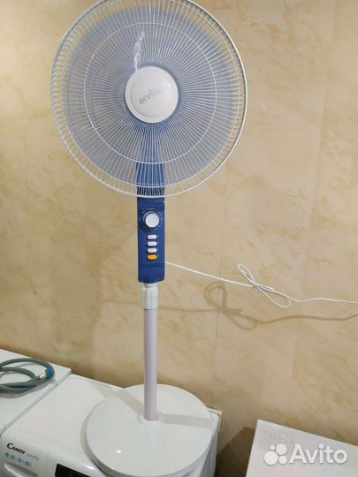 Вентилятор настольный новый