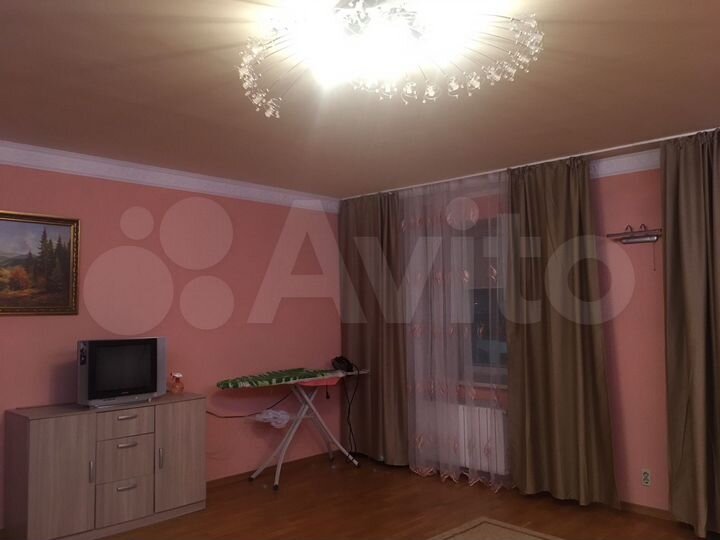 2-к. квартира, 73 м², 2/5 эт.