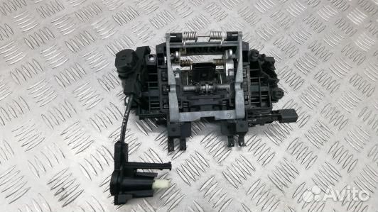 Ручка наружная передняя левая audi A8 D3 (94Y09EP0