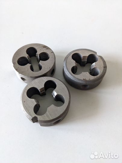 Набор метчиков и плашек СССР