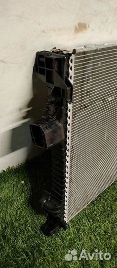 Радиатор porsche panamera 971