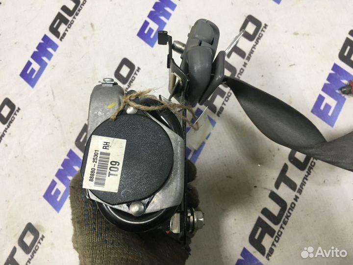 Ремень безопасности передний правый Хендай Акцент2