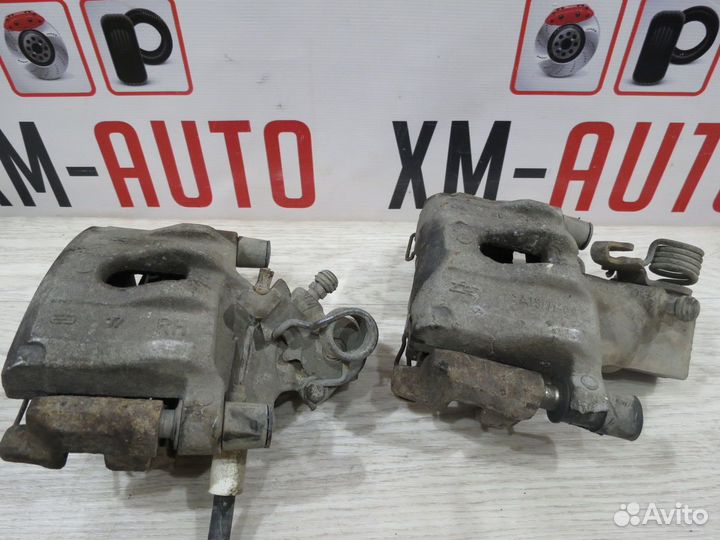 Суппорт задний левый Ford Focus 3