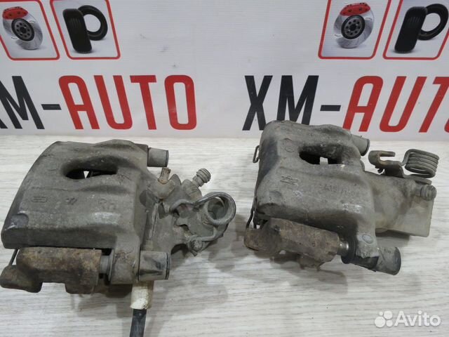 Суппорт задний левый Ford Focus 3