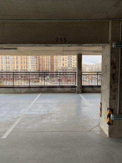 Машиноместо, 13 м²