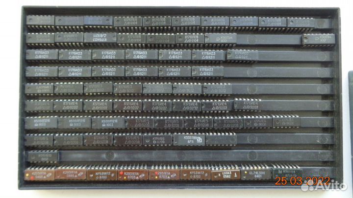 Микросхемы К561, К176