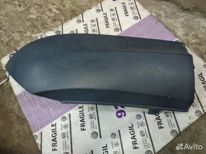 Накладка бампера задняя правая Mercedes-Benz