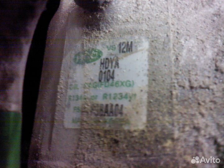 Компрессор кондиционера с трубками Киа Соул1 soul