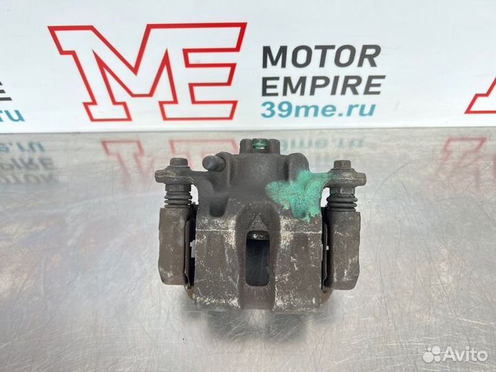 Суппорт задний левый Honda Ridgeline J35A9 2006