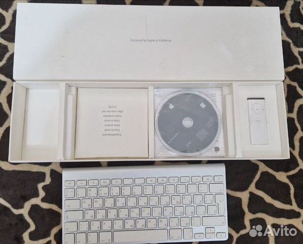 Беспроводная клавиатура Apple