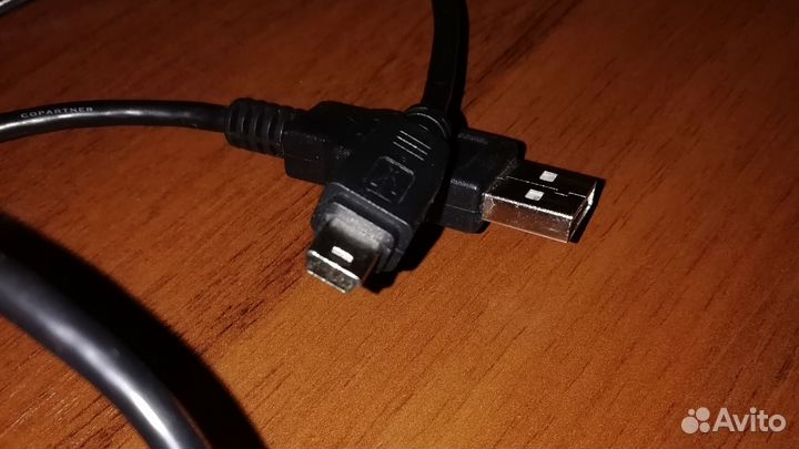 Кабель для зарядного устройства USB - mini USB