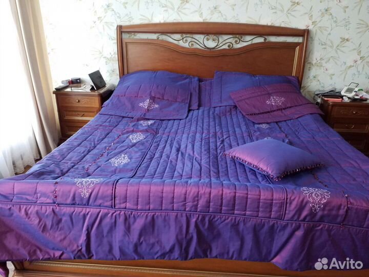 Покрывало на кровать б/у