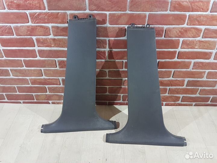 Обшивка центральной стойки нижняя Ford focus 2