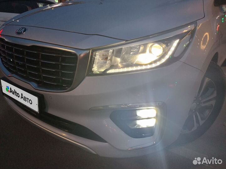 Kia Carnival 2.2 AT, 2019, 77 000 км
