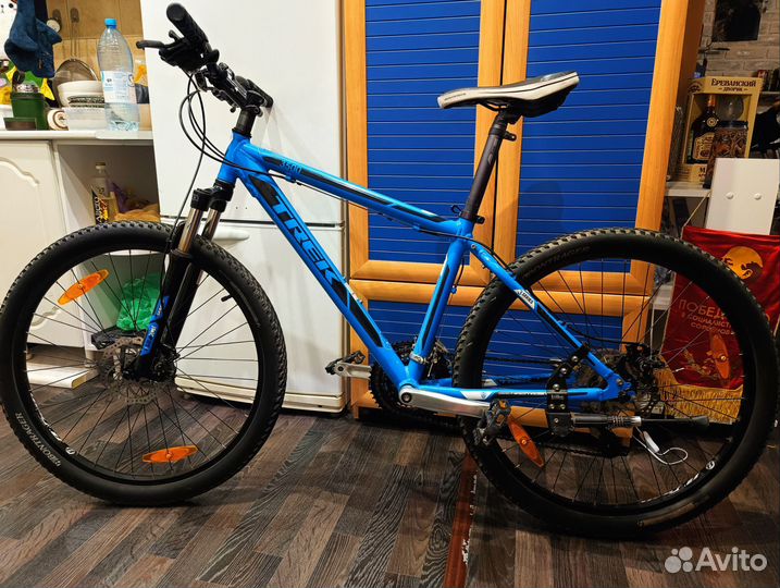 Американец trek