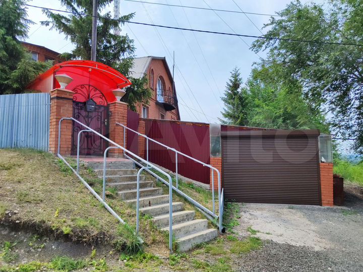 Дом 140 м² на участке 16 сот.