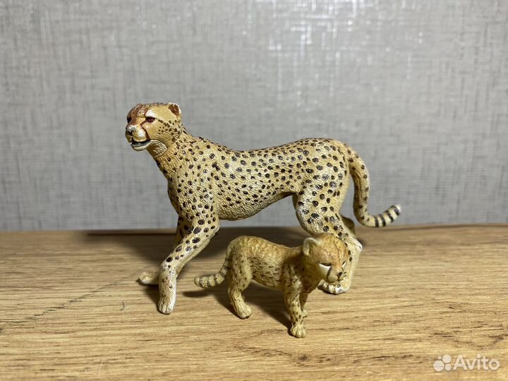Коллекционные фигурки диких кошек