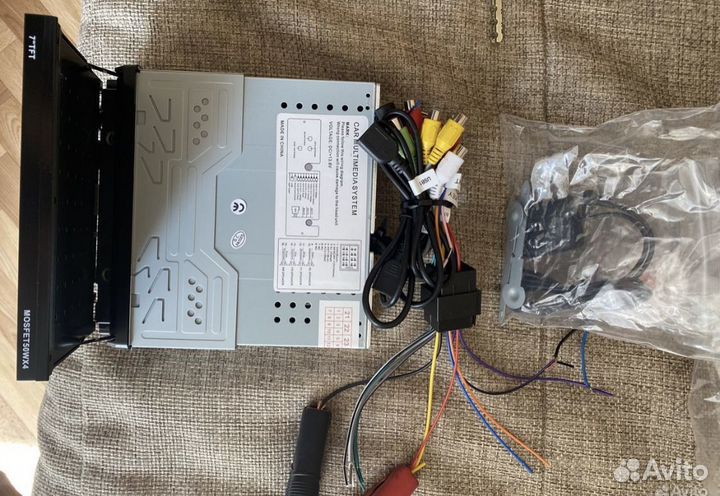 Магнитола Андроид 1din с выдвижным экраном