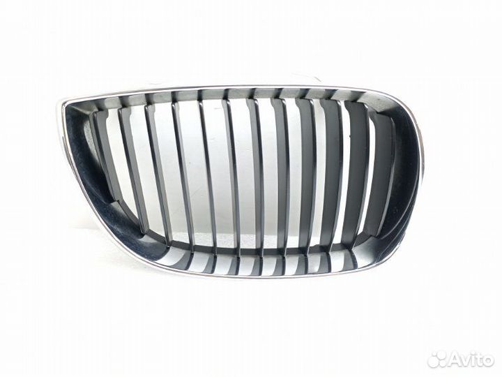 Решетка радиатора передняя правая Bmw 1-Series E87