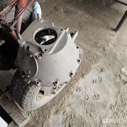 Корпус на коробку передач