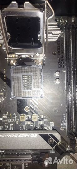 Материнка b560 Tomahawk