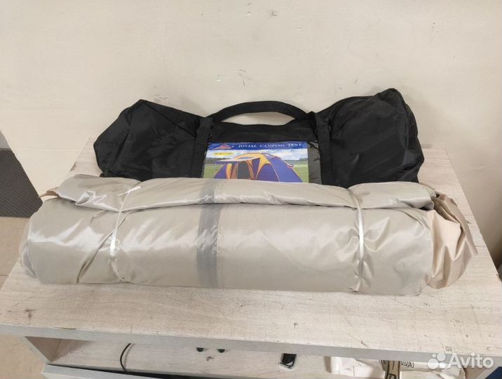 Туристическая палатка 4х местная с тамбуром