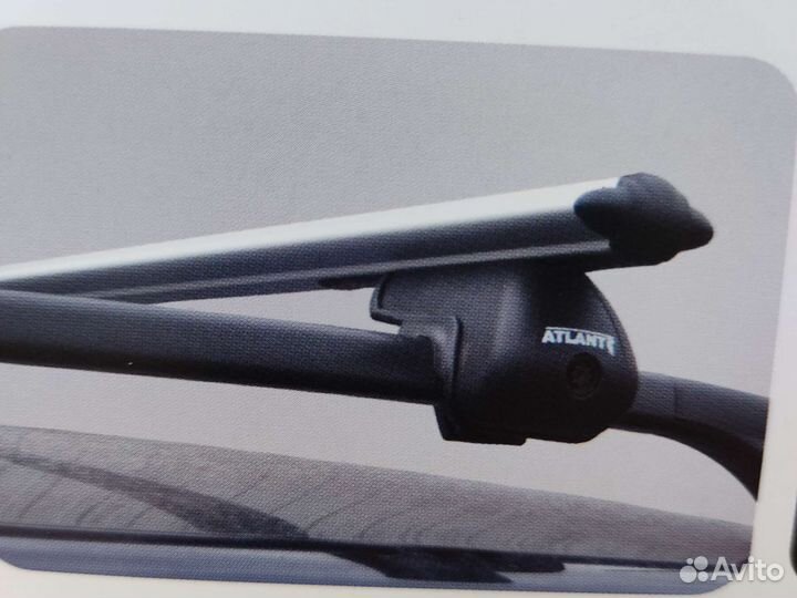 Автомобильный бокс Thule Ocean 780