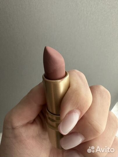 Помада stellary 04 vivienne sabo 01