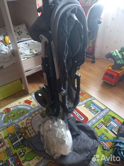 Прогулочная коляска peg perego si