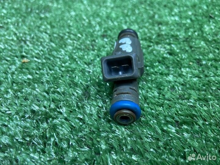 Форсунка топливная 2.0 Ford Focus 1