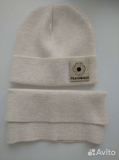 Комплект шапка и снуд для девочки