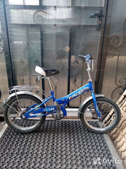 Велосипед детский двухколëсный на 4-7 лет