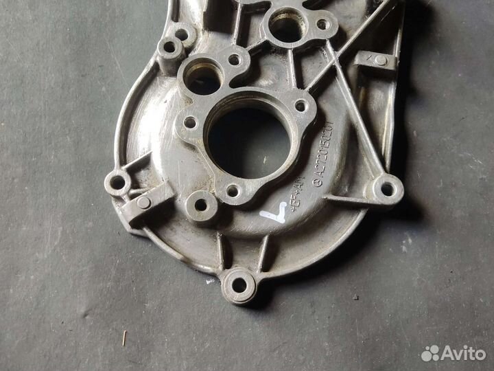 Крышка распредвалов левая Mercedes Benz m272 X204