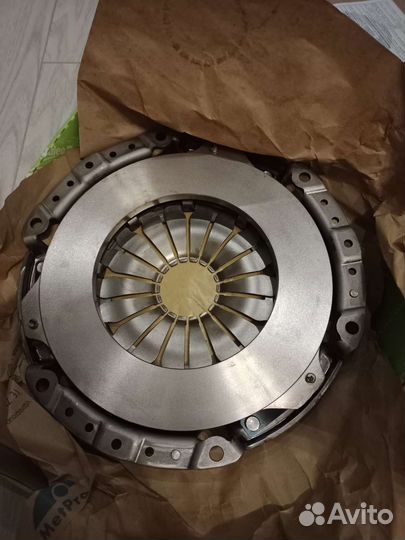 Новый Комплект сцепления без подшипника на Nissan